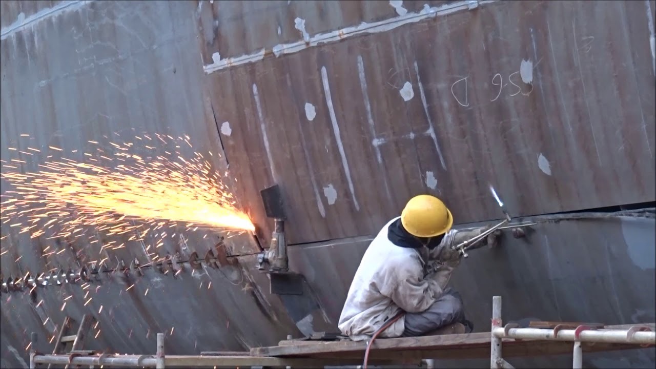 Công nghệ đóng tàu là một lĩnh vực đặc thù yêu cầu sử dụng thuốc hàn hóa nhiệt Công nghệ đóng tàu là một lĩnh vực đặc thù yêu cầu sử dụng thuốc hàn hóa nhiệt