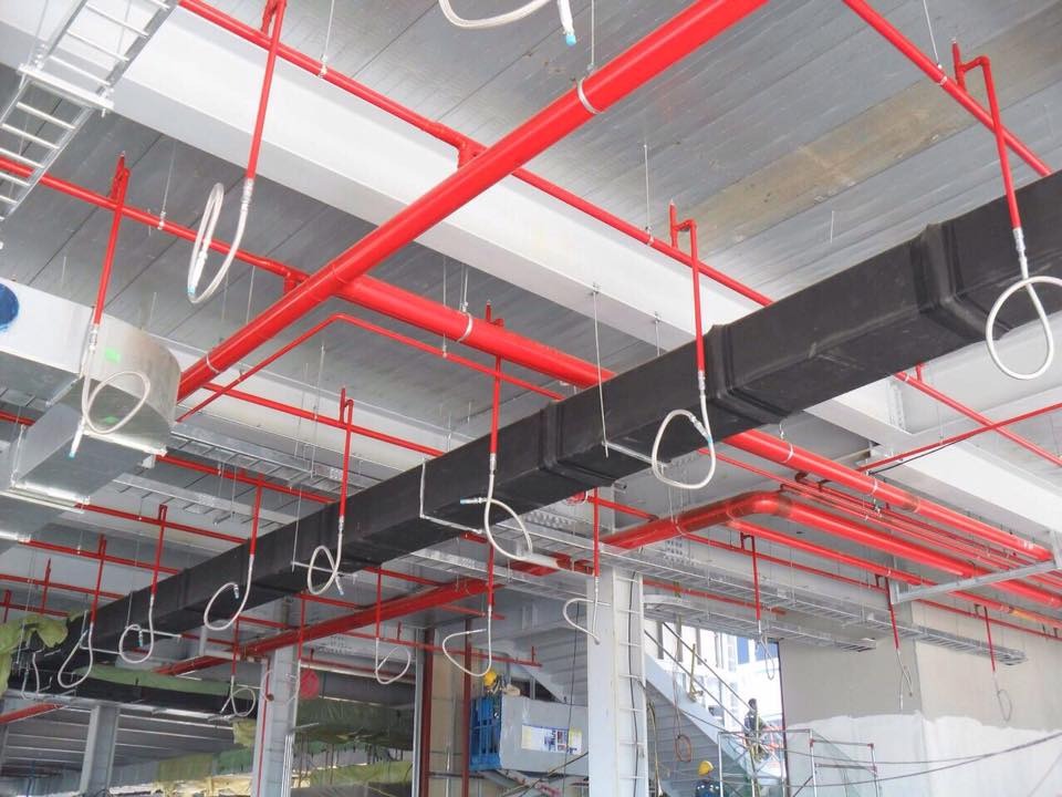 Ống mềm nối đầu phun Sprinkler là thiết bị dẫn nước đến đầu phun chữa cháy tự động
