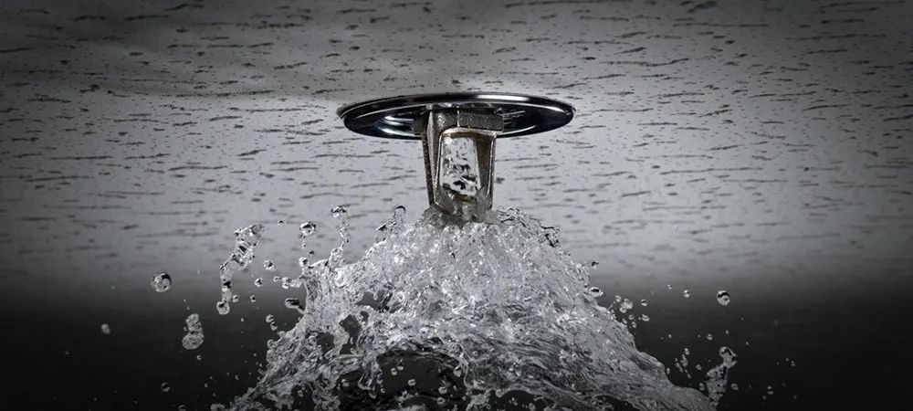 Việc lắp đặt đầu phun chữa cháy Sprinkler đòi hỏi kỹ thuật chính xác và tuân thủ đúng tiêu chuẩn
