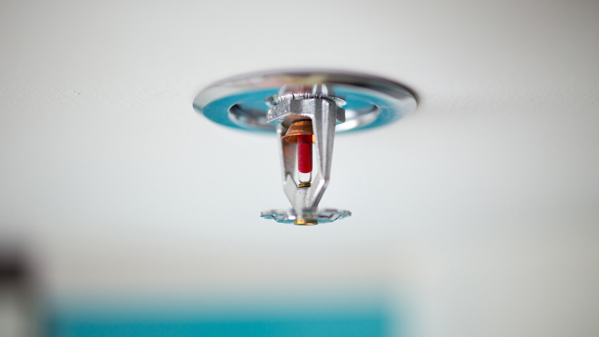 Đầu phun Sprinkler hoạt động tự động, phản ứng nhanh khi phát hiện nhiệt độ vượt ngưỡng quy định sẵn