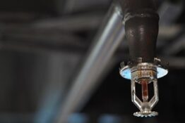 Nguyên lý hoạt động của đầu phun chữa cháy Sprinkler hướng xuống