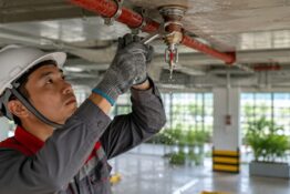 Cách xử lý đầu phun chữa cháy Sprinkler hướng xuống bị rò rỉ